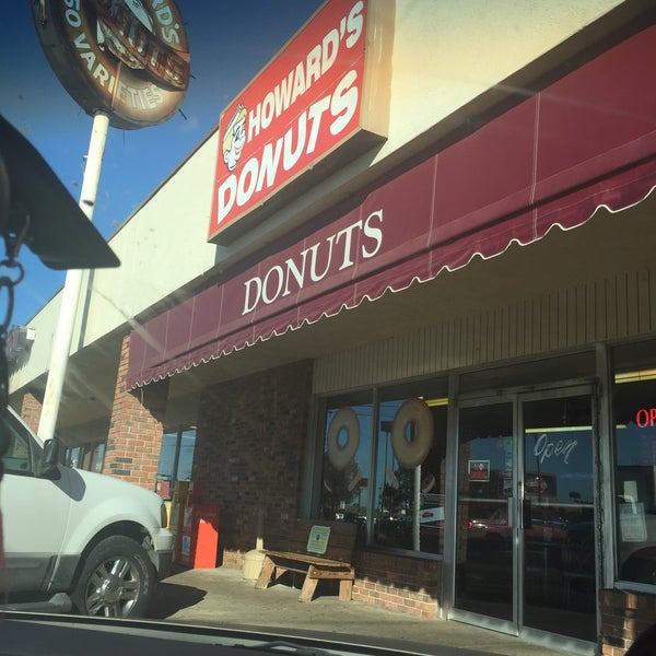 Howard's Donuts 7 tips from 96 visitors