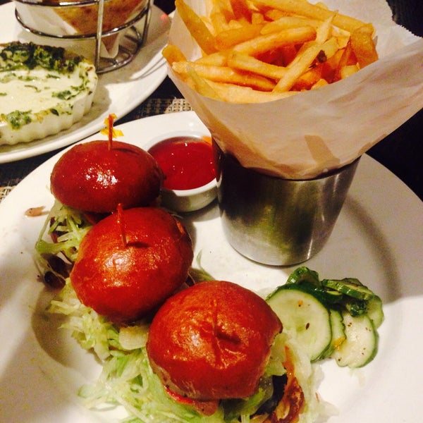 Max's Tavern South End 29 tips