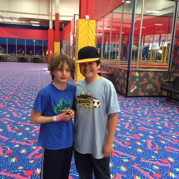 jumpstreet indoor trampoline park Denver West Lakewood, CO