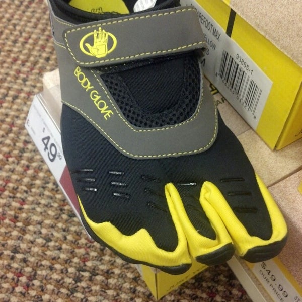 Photos At Famous Footwear Shoe In Gilbert Photo Taken At Famous Footwear By Alicia V On 7 13 2018