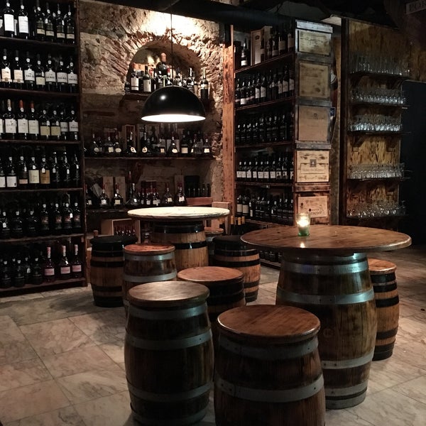 Porto Wine Winebar Centro Histórico 11 tips from 181 visitors
