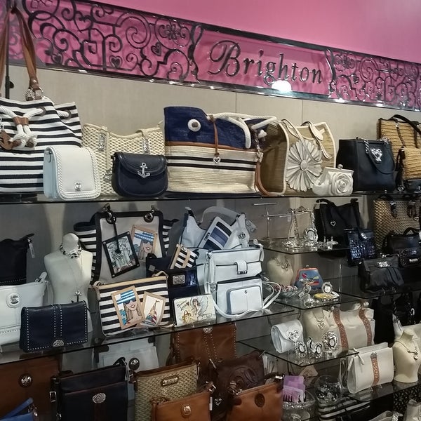 Photos At Pink Pinele 13 Tips But Carry Gretchen Scott Mahi Gold Simply Southern Tees Brighton Jewelry And Handbags