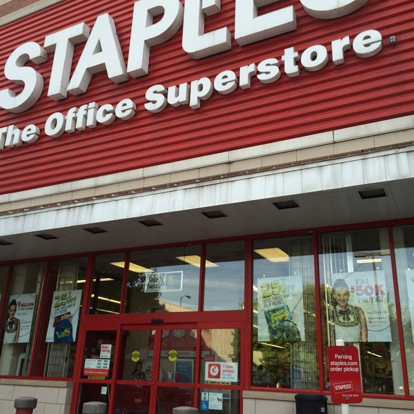 Staples copy and print center hours Reach more customers and clients using professional, high-quality materials. Clean, crisp copies and documents provide consumers and employees with an easy way to read your business messages, facilitating the successful communication of company goals while leaving a favorable impression.
