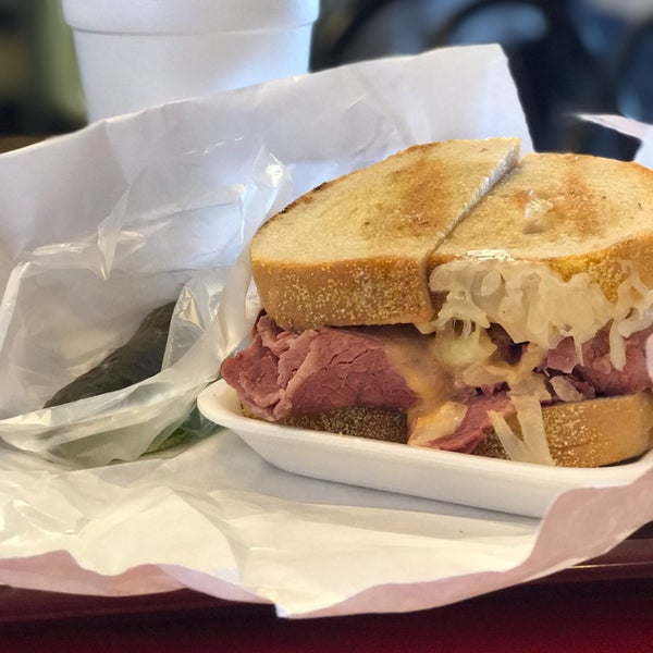 Bread Basket Deli Deli / Bodega