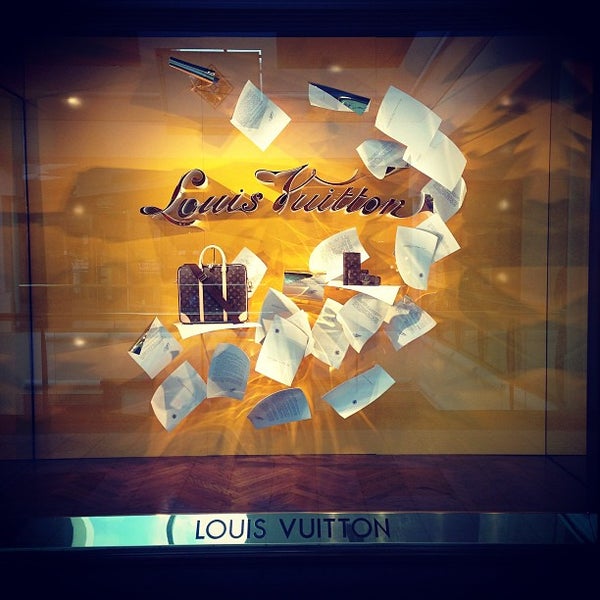 Louis Vuitton Nashville - Leather Goods Store in Green Hills