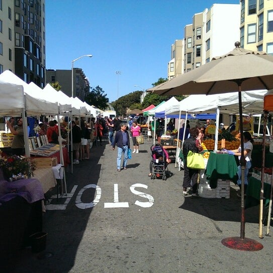 Fillmore Farmers' Market Farmers Market in San Francisco