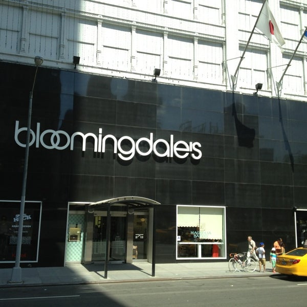 Bloomingdale&#39;s - Department Store in Upper East Side