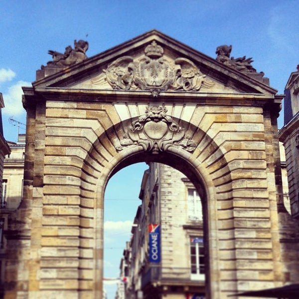 Where's Good? Holiday and vacation recommendations for Bordeaux, France. What's good to see, when's good to go and how's best to get there.