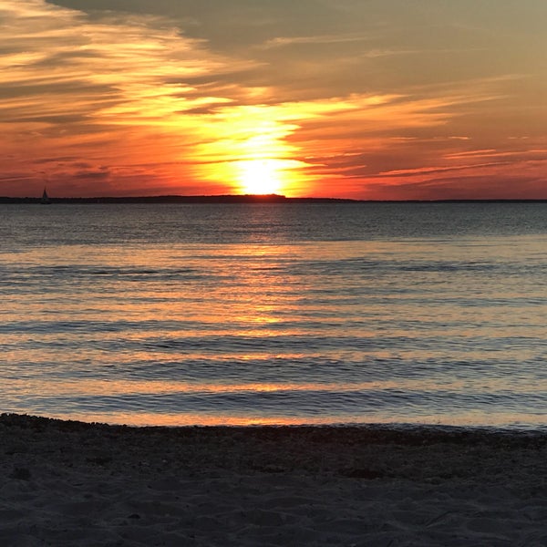 Maidstone Beach - Beach in East Hampton