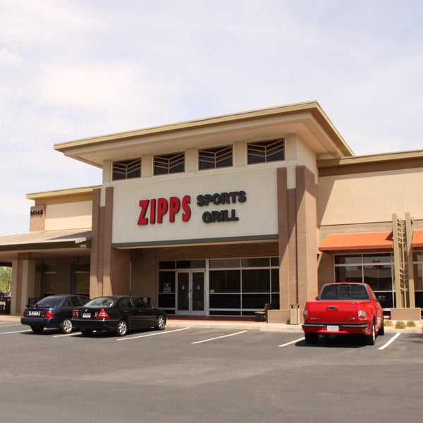 Zipps Sports Grill American Restaurant in Horizons