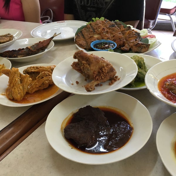  Rumah Makan Padang Sederhana Jalan Jenderal Sudirman 