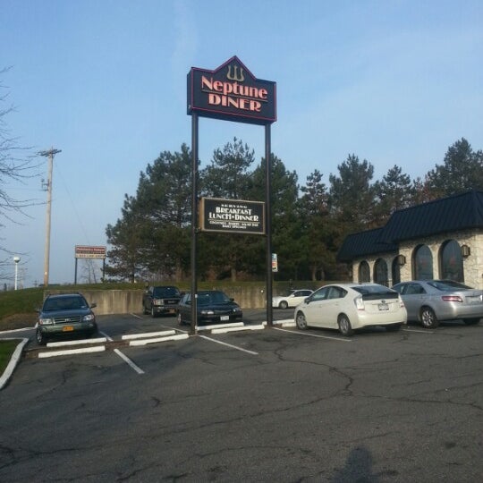 Neptune Diner 12 tips