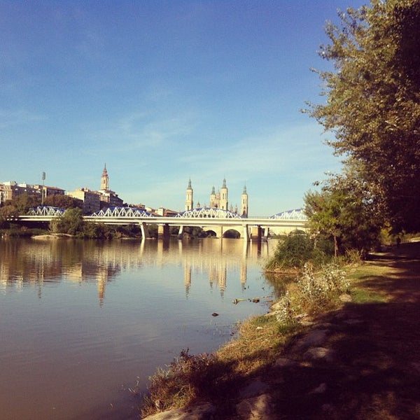 Foto de Parque calle Joaquín Costa en Fuentes de Ebro, Zaragoza