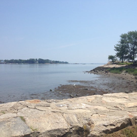 Cove Beach - Beach in Stamford