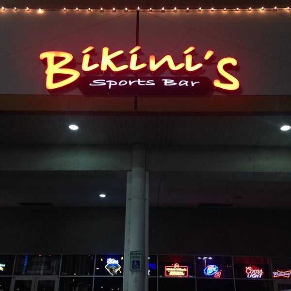 Bikini's Sports Bar Laughlin, NV