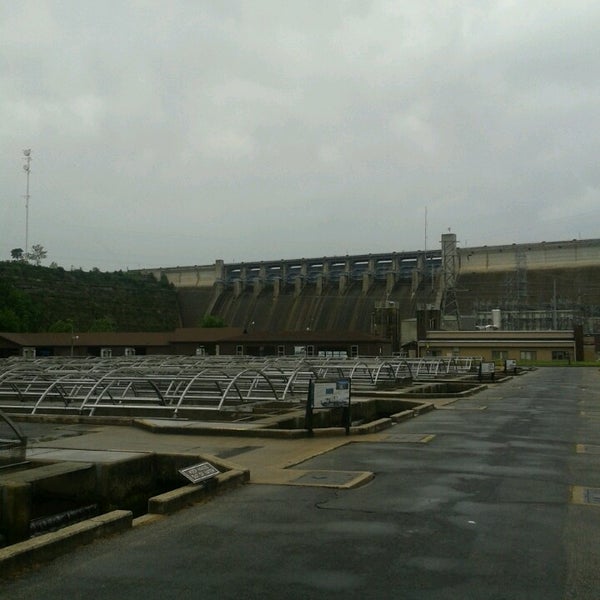 Shepherd Of The Hills Fish Hatchery At Table Rock Dam 7 tips
