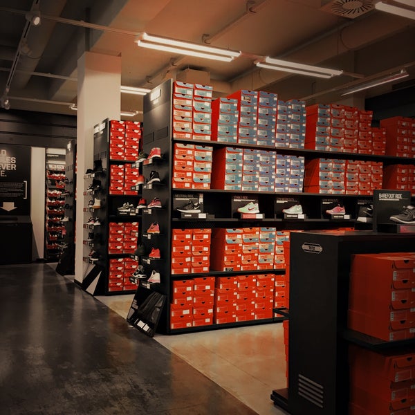 Nike Factory Store - Brunnthal - MÃ¼nchen, Bayern