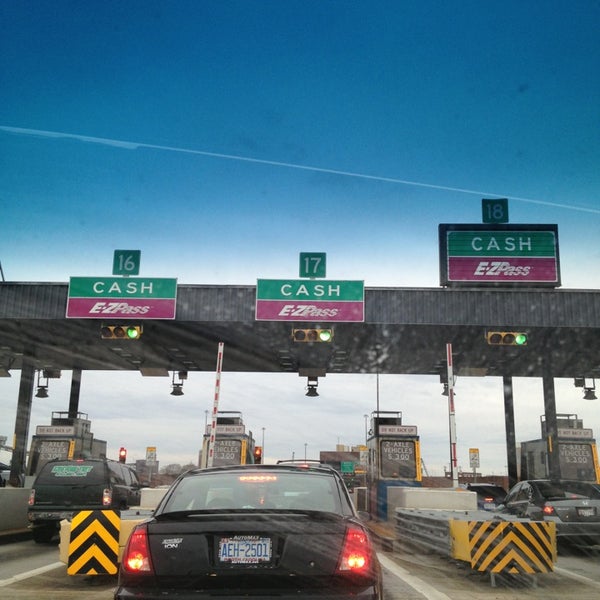 E-ZPass Stop-in Center - Fort McHenry Tunnel - Toll Plaza in ...