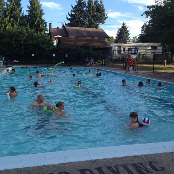 Photos à Hammond Outdoor Pool Maple Ridge, BC