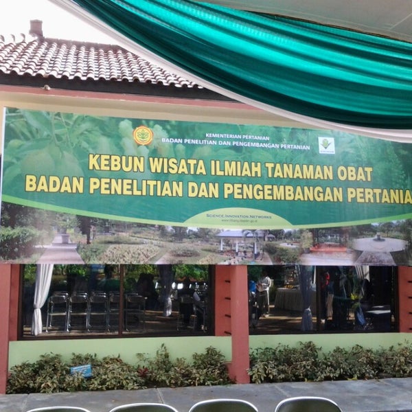 Balai Penelitian Tanaman Obat dan Aromatik BALITRO 