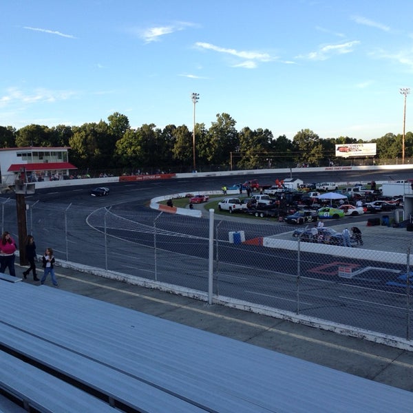 Orange County Speedway - 4 tips