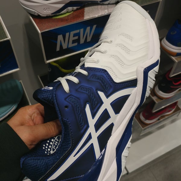asics store pondok indah mall asics store pondok indah mall