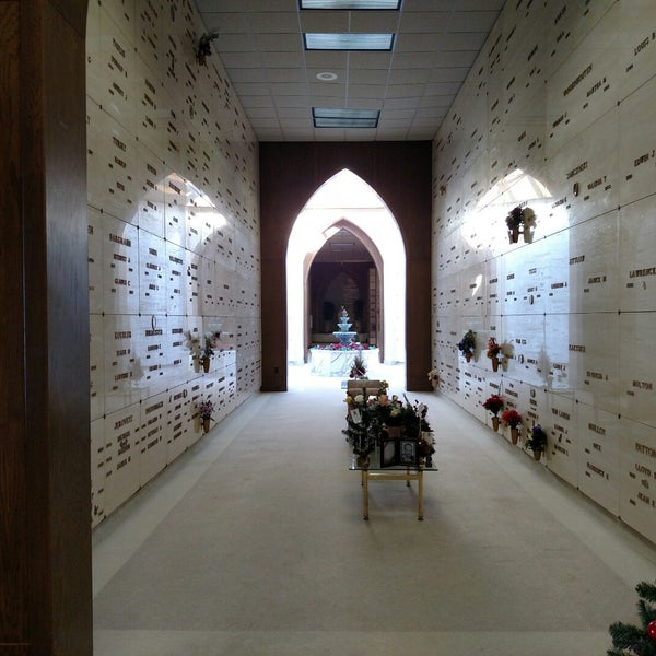 Nicolet Memorial Gardens And Mausoleum Cemetery in Green Bay