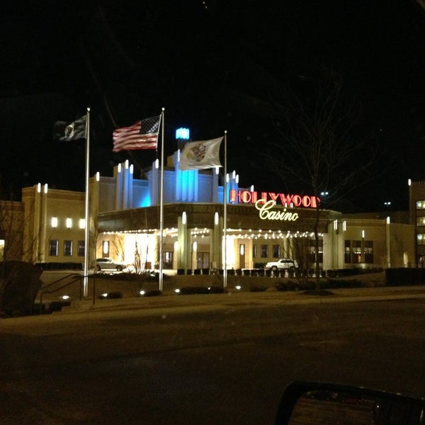 is the hollywood casino in joliet open