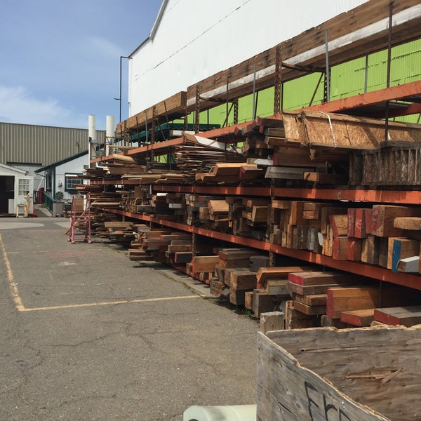 Habitat for Humanity Restore Hardware Store in Oakland