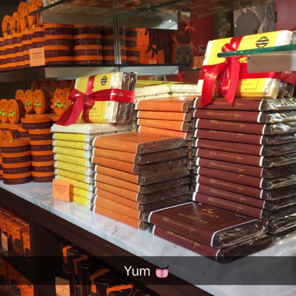 Jacques Torres Chocolate Chocolate Shop in New York