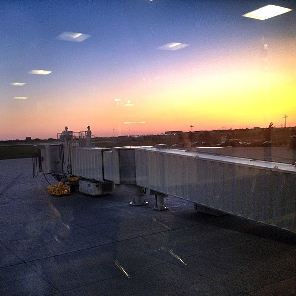 Central Illinois Regional Airport (BMI) Airport