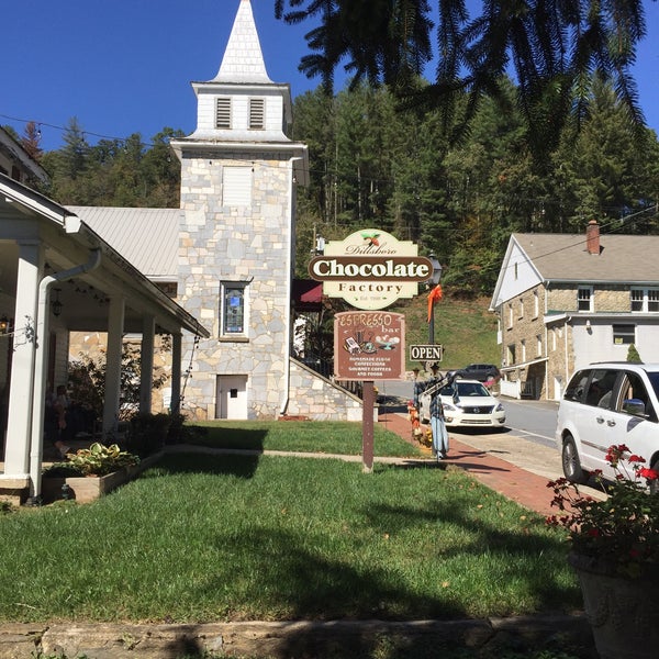 Dillsboro Chocolate Factory - Dessert Shop in Dillsboro - 600 x 600 jpeg 125kB