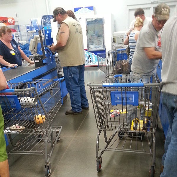 Walmart Supercenter - Beardstown, IL