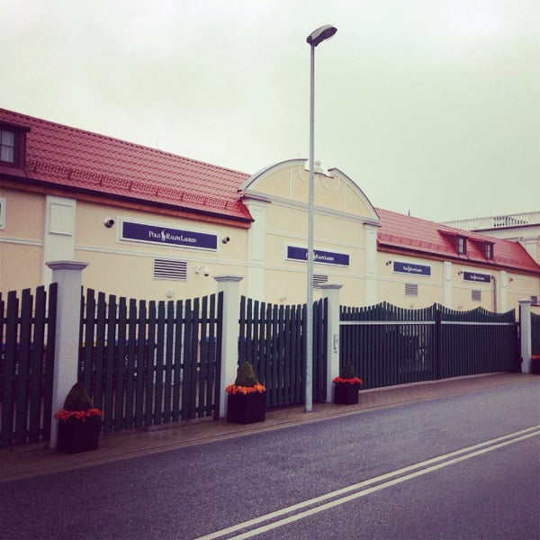 Good Home E Designer Outlet Part - 14: Photo Taken At McArthurGlen Designer Outlet By Oliver E. On 10/17/2015