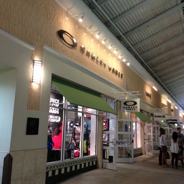 oakley store universal studios oakley store universal studios