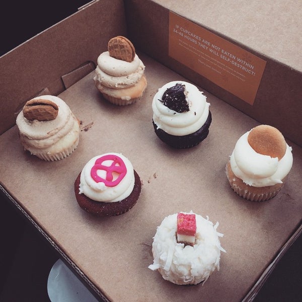 Trailercakes (Now Closed) Cupcake Shop in Dallas