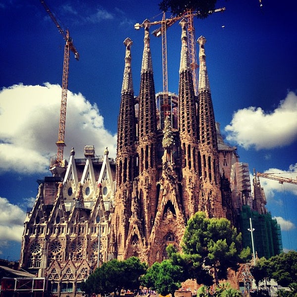 Where's Good? Holiday and vacation recommendations for Barcelona, Spain. What's good to see, when's good to go and how's best to get there.