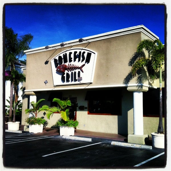 Bonefish lunch menu Game on! We are out with Dano LoveDocs who is bringing Miami Dolphins tickets with him for you to take home tonight! So head to Bonefish Mac's Sports Grille before 6pm to enter to win!.