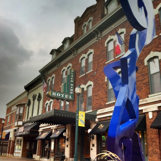 Main Street Cedar Falls - Cedar Falls, IA