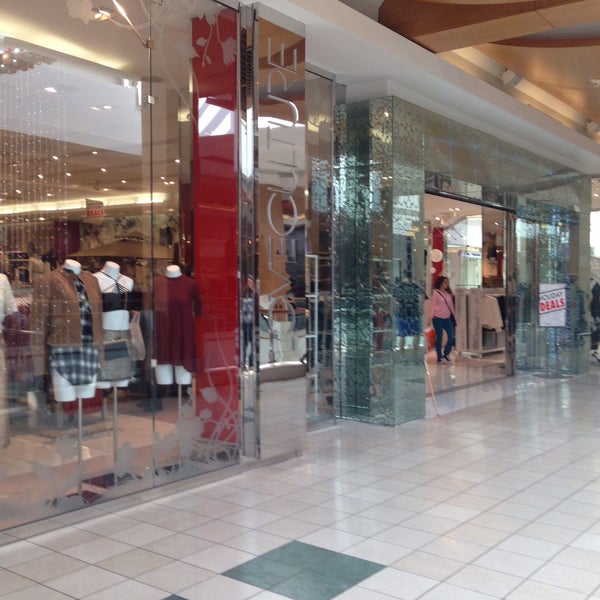 Love Culture Women's Store in Warner Center