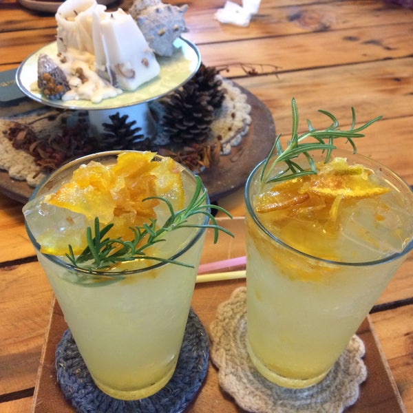 Where's Good? Holiday and vacation recommendations for Jeju-Do, South Korea. What's good to see, when's good to go and how's best to get there.