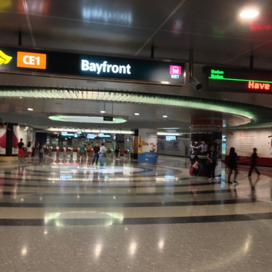 Bayfront MRT Interchange (CE1/DT16) - Financial District - 15 Tipps von ...