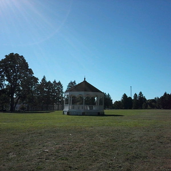 Fort Vancouver Officers Row Historic Site in Vancouver