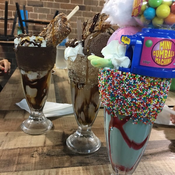 Warnies Railway Café - Warnervale, NSW