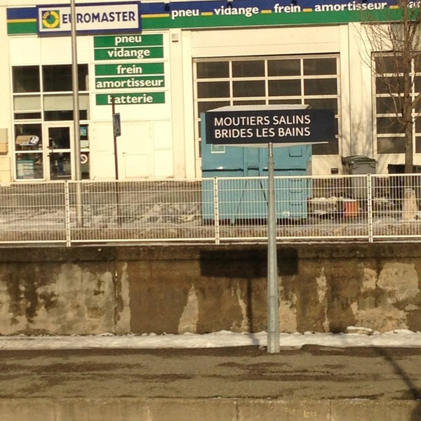 Gare SNCF de Moûtiers Salins BrideslesBains Place de la Gare Gare SNCF de Moûtiers Salins BrideslesBains Place de la Gare
