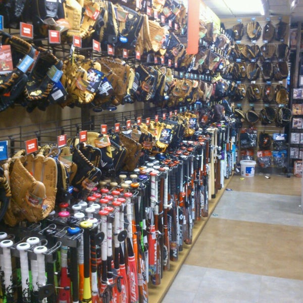 modells sporting goods