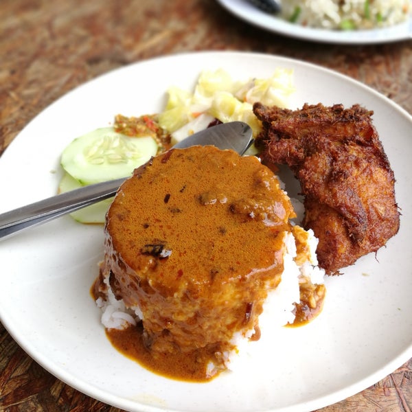 Pekan Parit Raja 9 tips from 2729 visitors