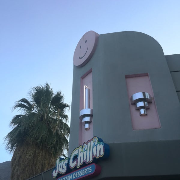 Jus' Chillin' Ice Cream Shop in Palm Springs