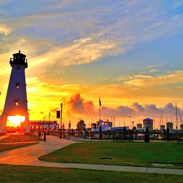 Gulfport Harbor/Jones Park - Gulfport, MS