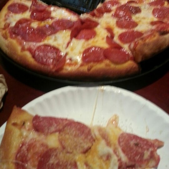 Gina's Pizza Laguna Beach North North Laguna 6 tips from 272